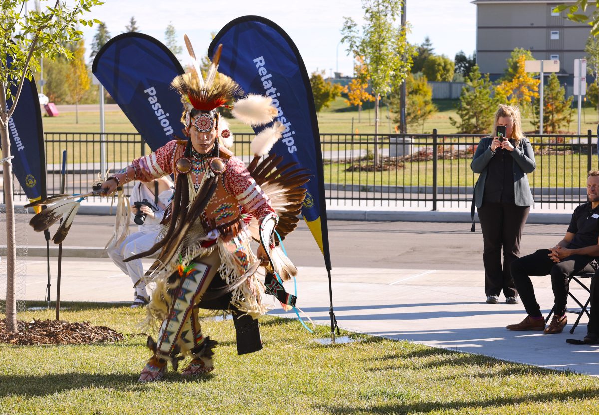 Dancing-Cree-3-1200x833