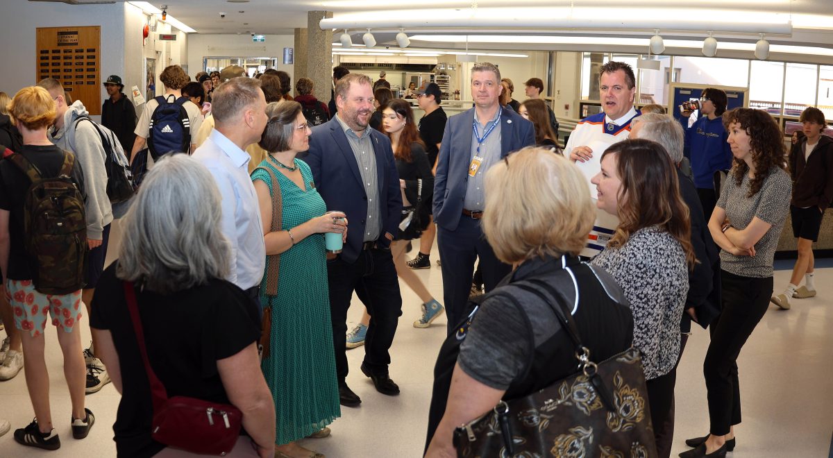 MLA-Trustee-ESBCHS-tour-overcrowding-3-1200x660